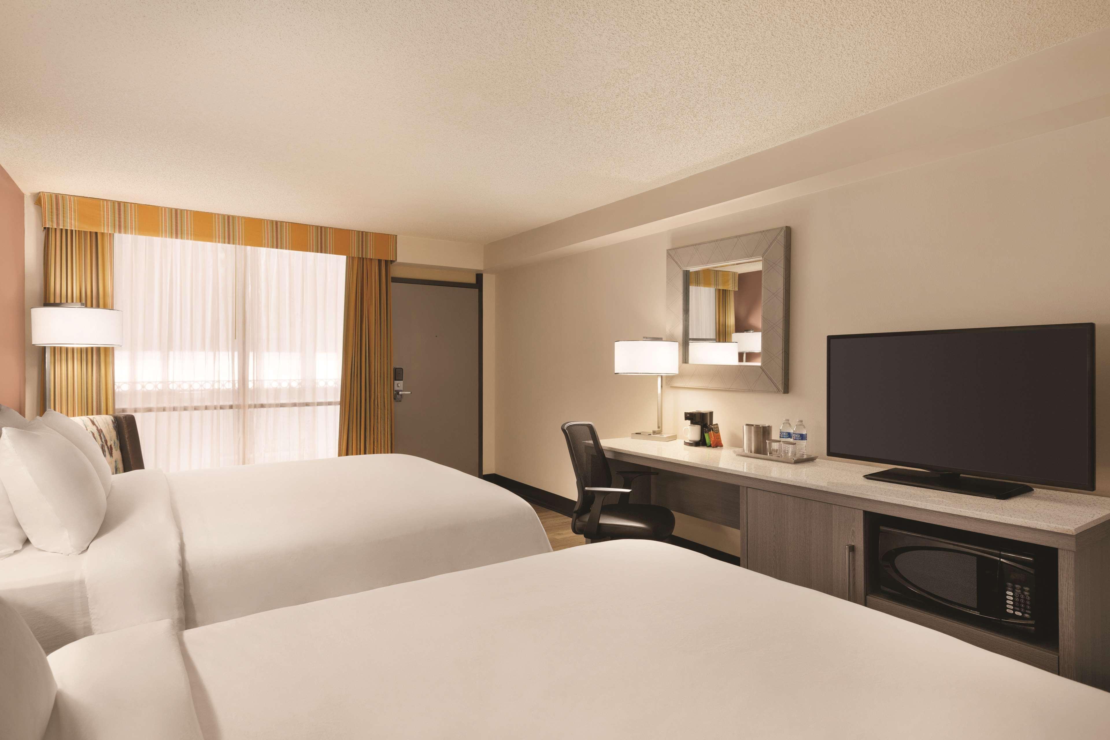 Radisson Hotel Lenexa Overland Park Buitenkant foto