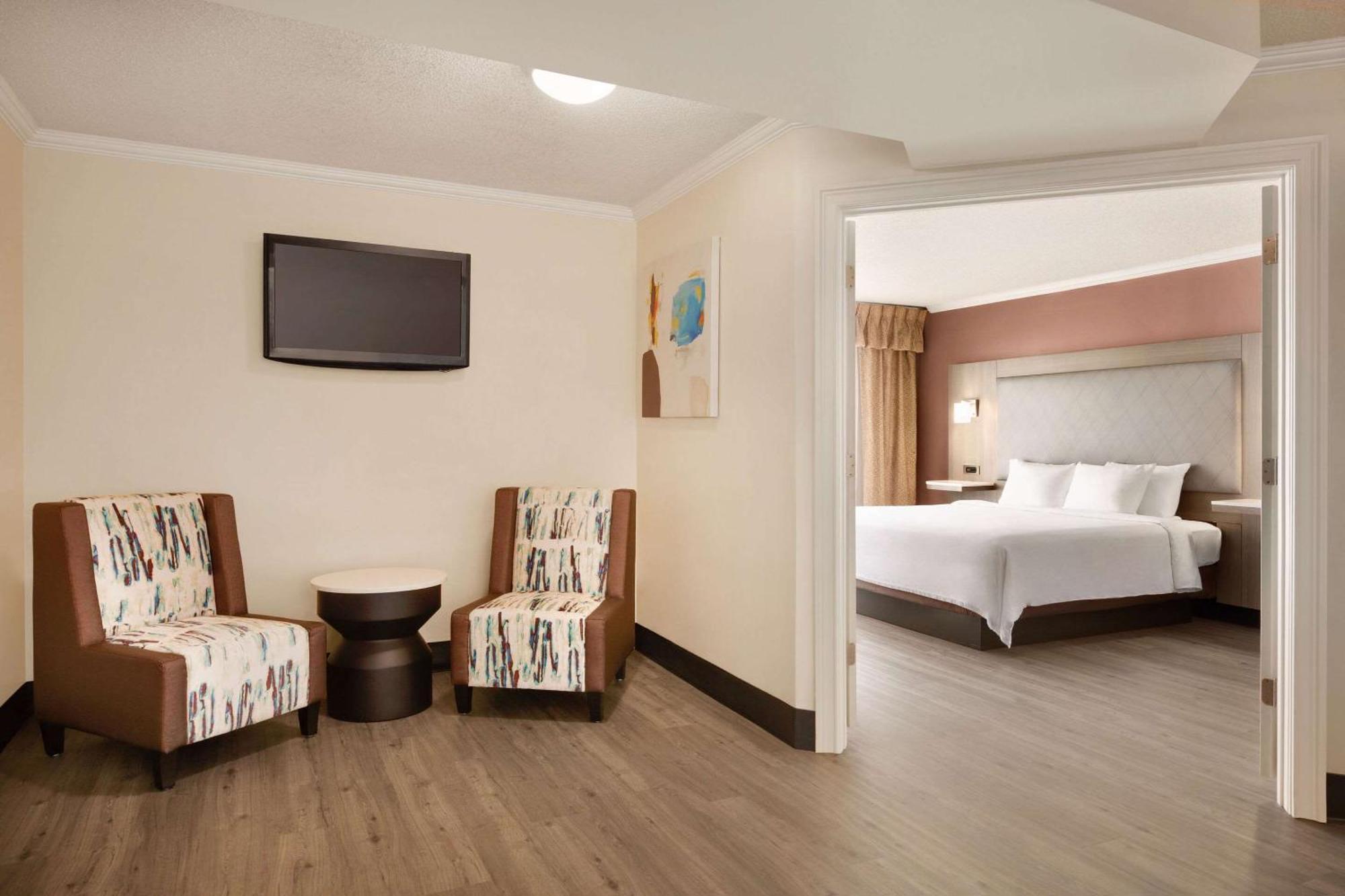 Radisson Hotel Lenexa Overland Park Buitenkant foto