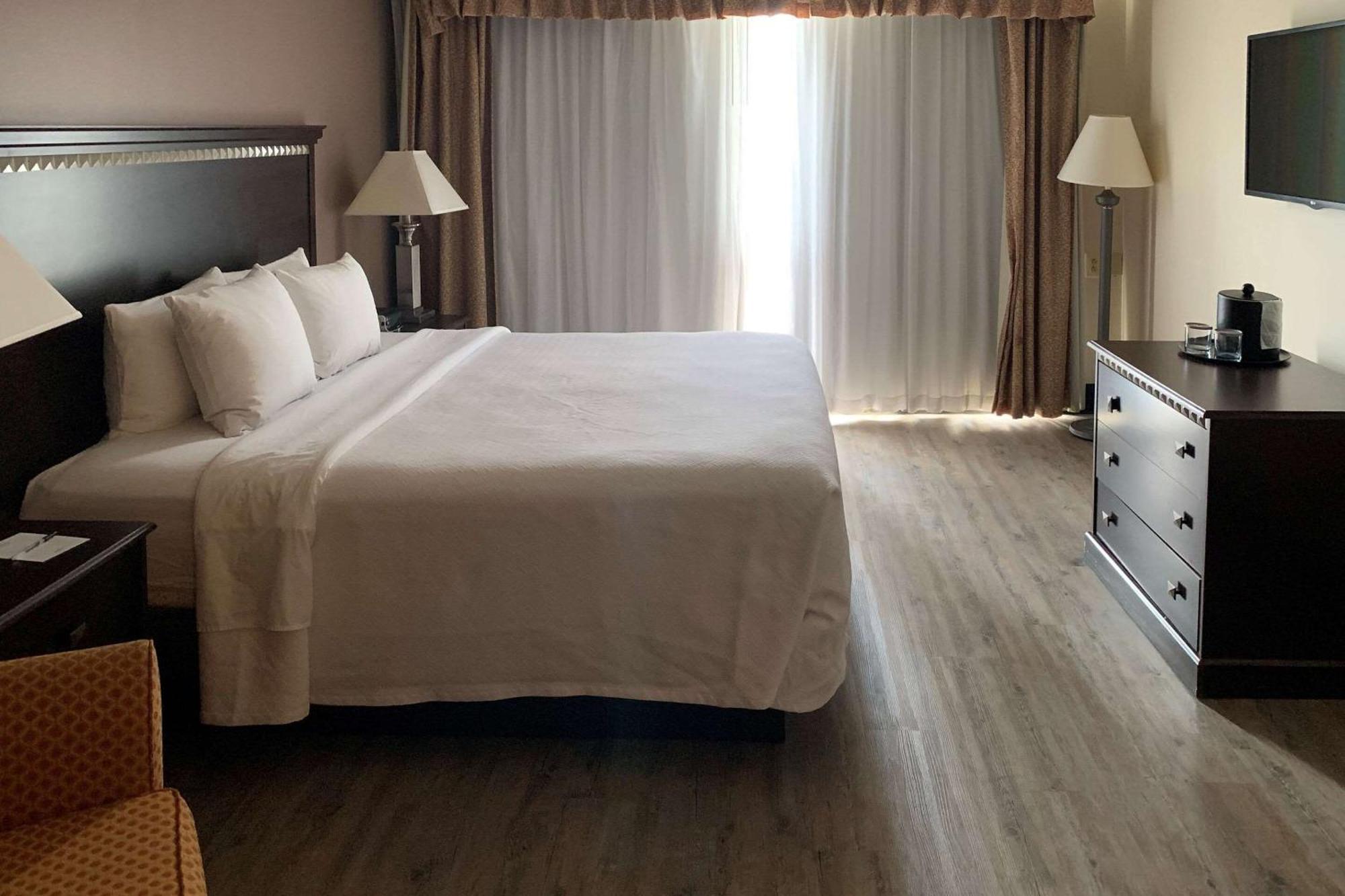 Radisson Hotel Lenexa Overland Park Buitenkant foto